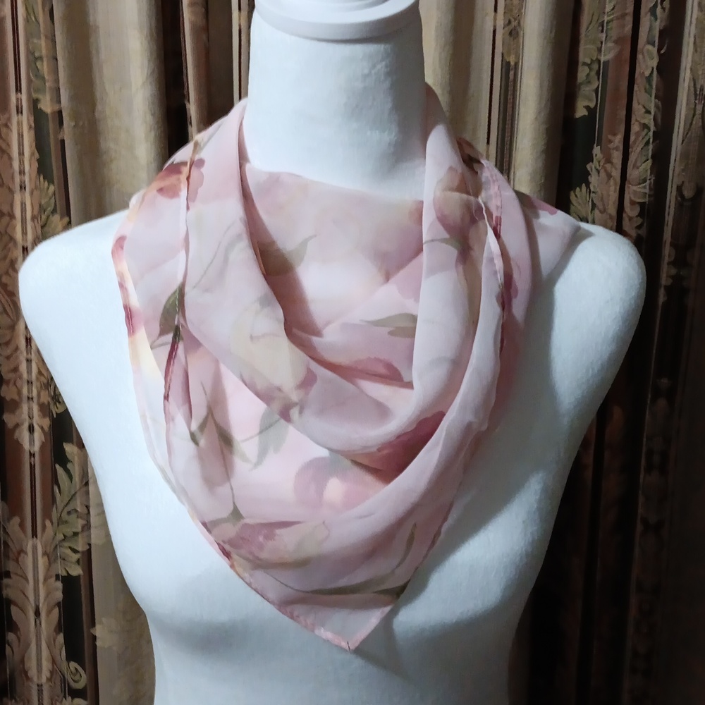 Scarf - Picture 3 of 4